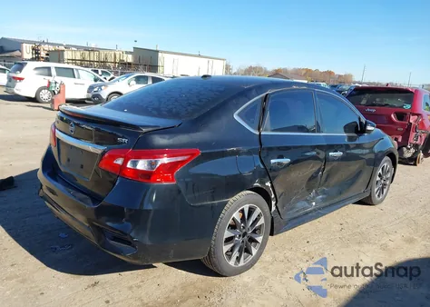 2018 Nissan Sentra Sr z USA, uszkodzony, nr VIN 3N1AB7AP1JY216324